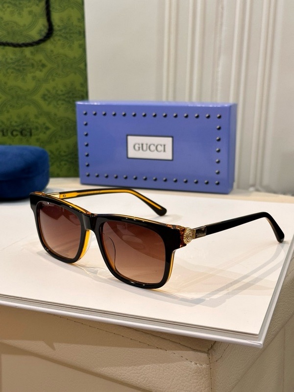 Gucci Sunglasses 32